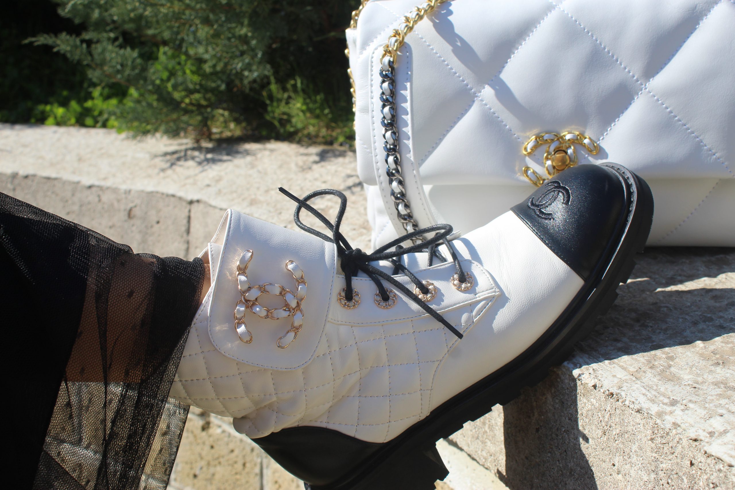 tulle maxi skirt outfit ideas Dolce & Gabbana blazer Dior accessorier