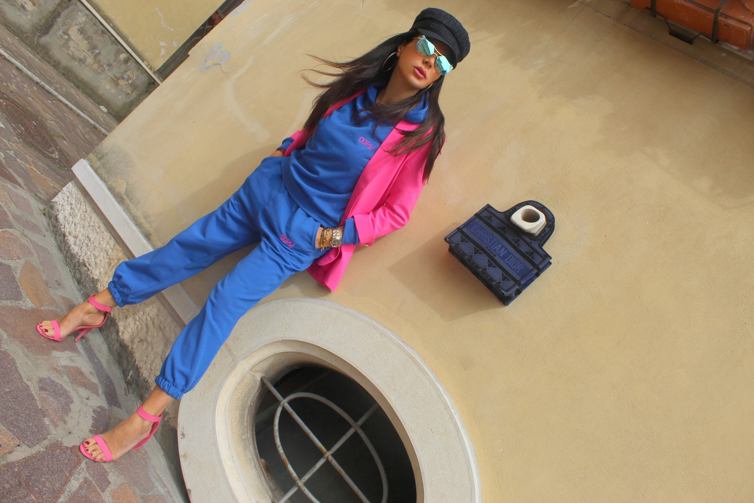 Sporty Chic Spring Total Look Blue and Pink outfit Dior Bag Paola Lauretano