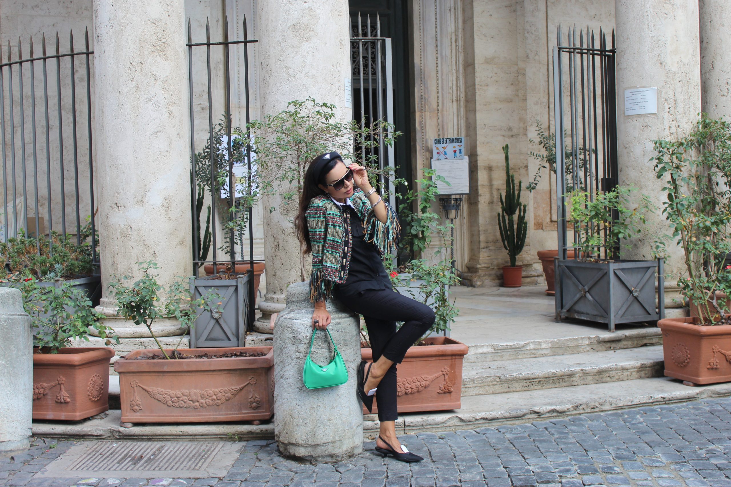 Rome Roma Amor Travelling in Italy A Weekend in Rome Black and Green Fall Total Look IMPERIAL total look  PRADA tutti gli accessori