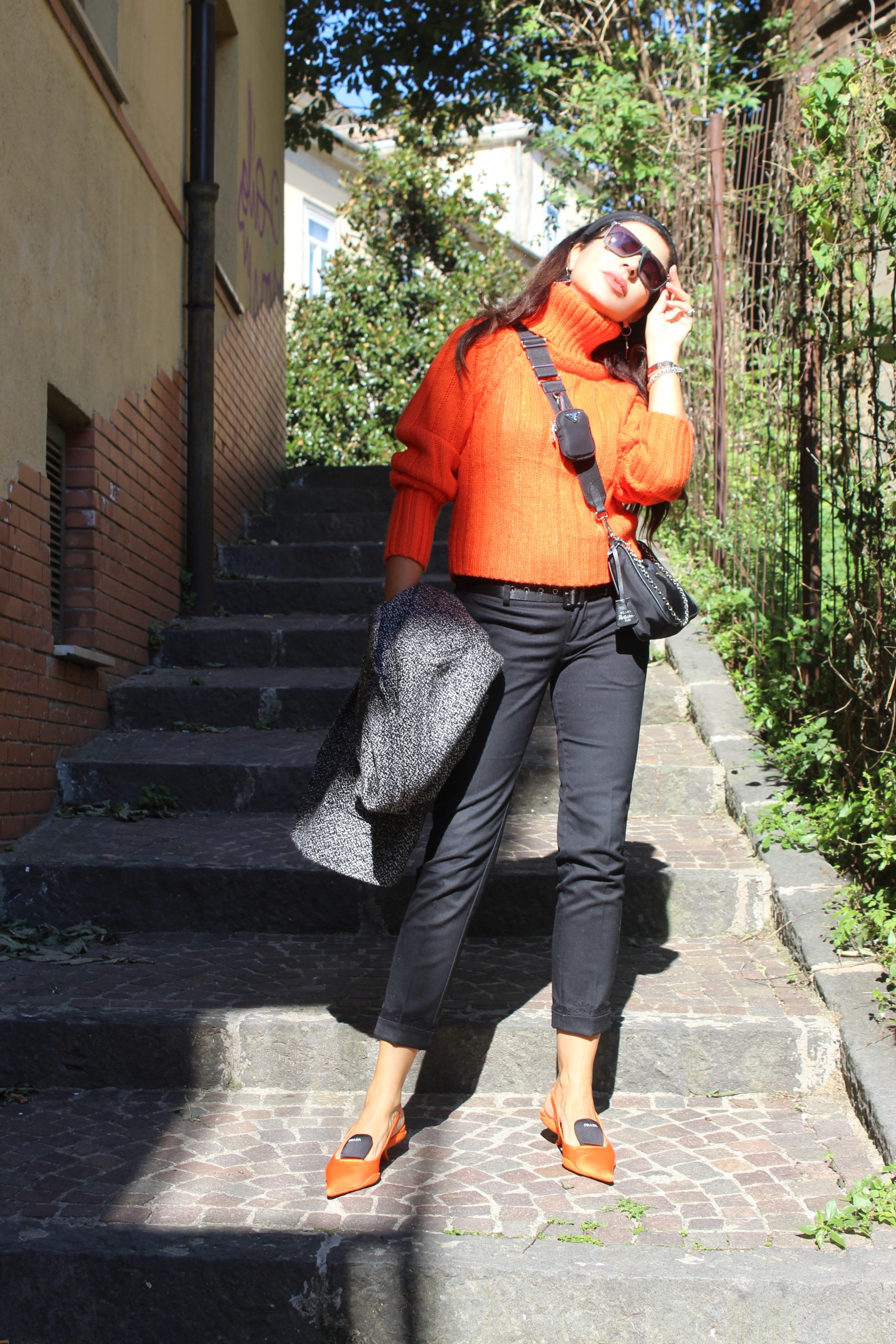 Orange is the new black Fall Lookbook PATRIZIA PEPE cappotto LUMINA maglione 