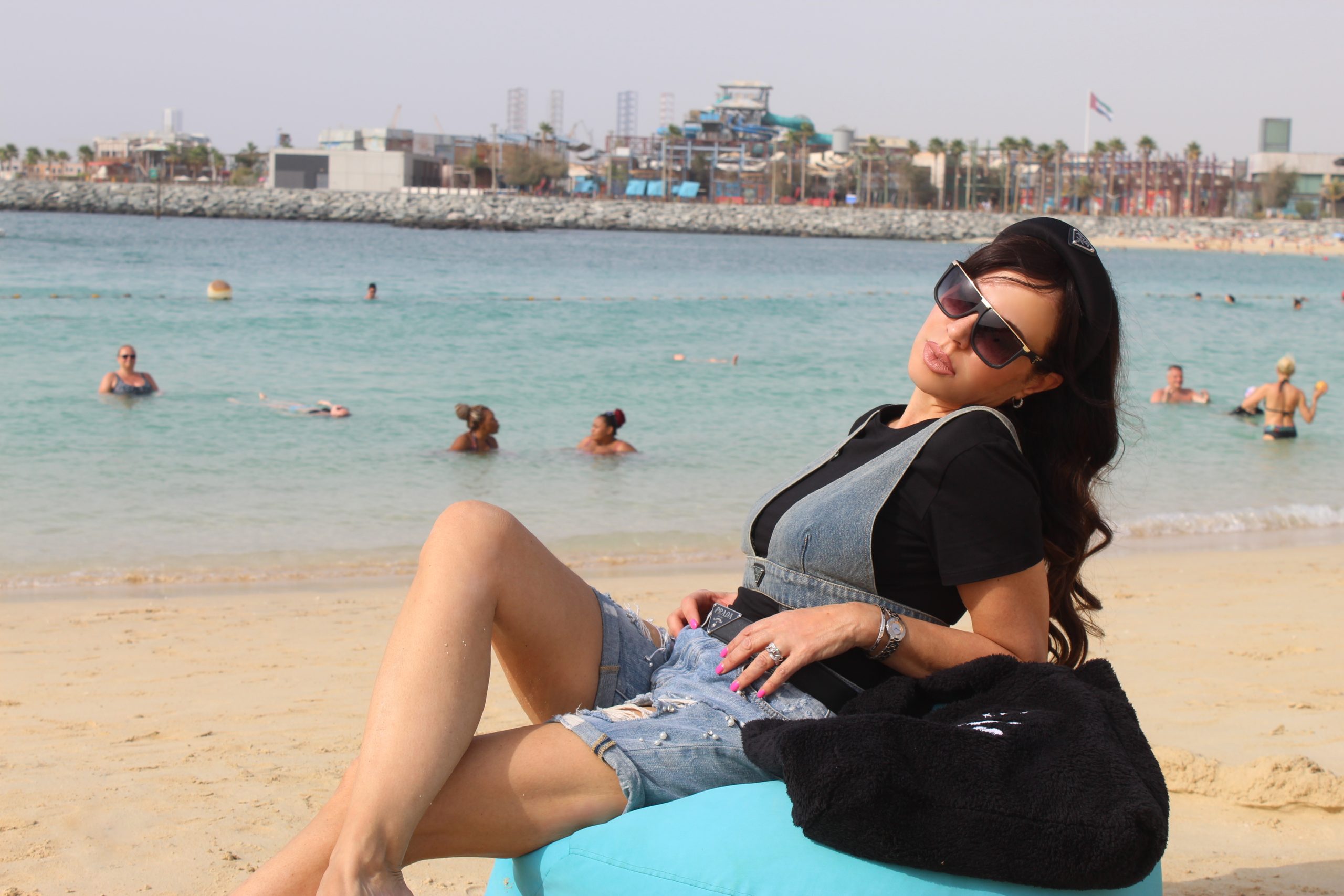 La Mer Jumeirah Dubai Skyline PRADA total look Travel Lifestyle Influencer Paola Lauretano